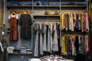 Womens Clothing 